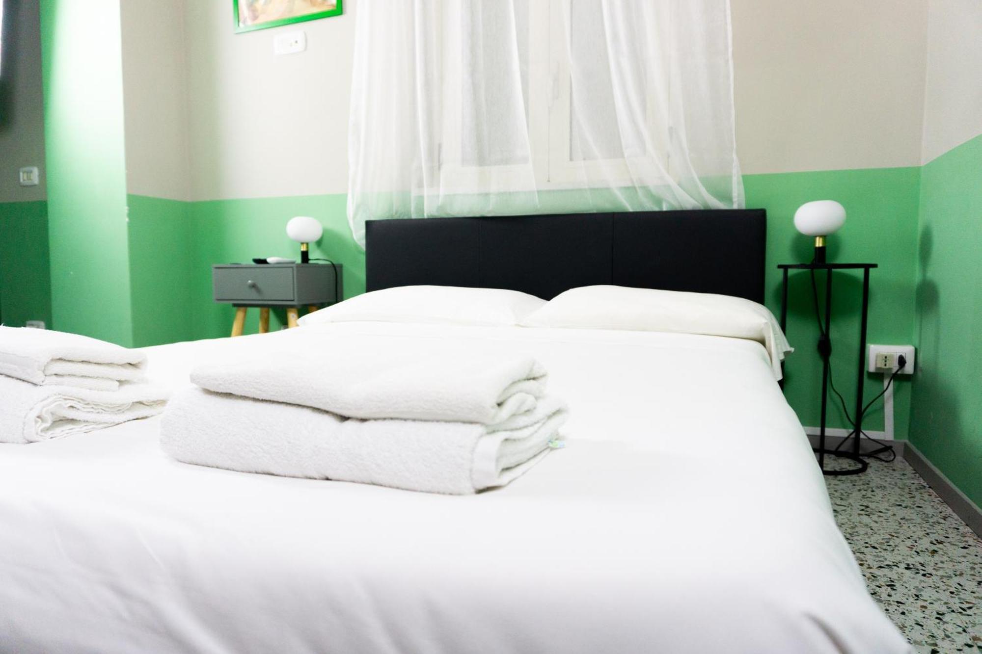 Occhi Di Napoli Experiential Relais Hotel Exterior foto