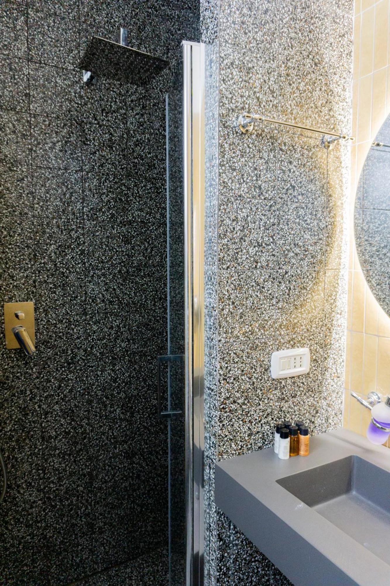 Occhi Di Napoli Experiential Relais Hotel Exterior foto